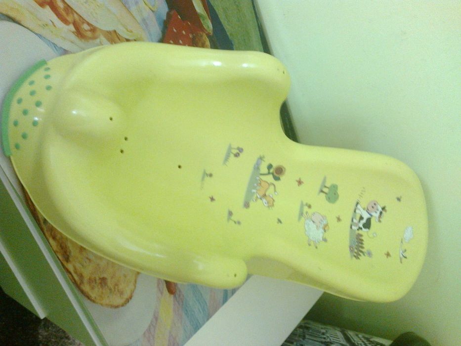 продавам бебешки шезлонг за къпане