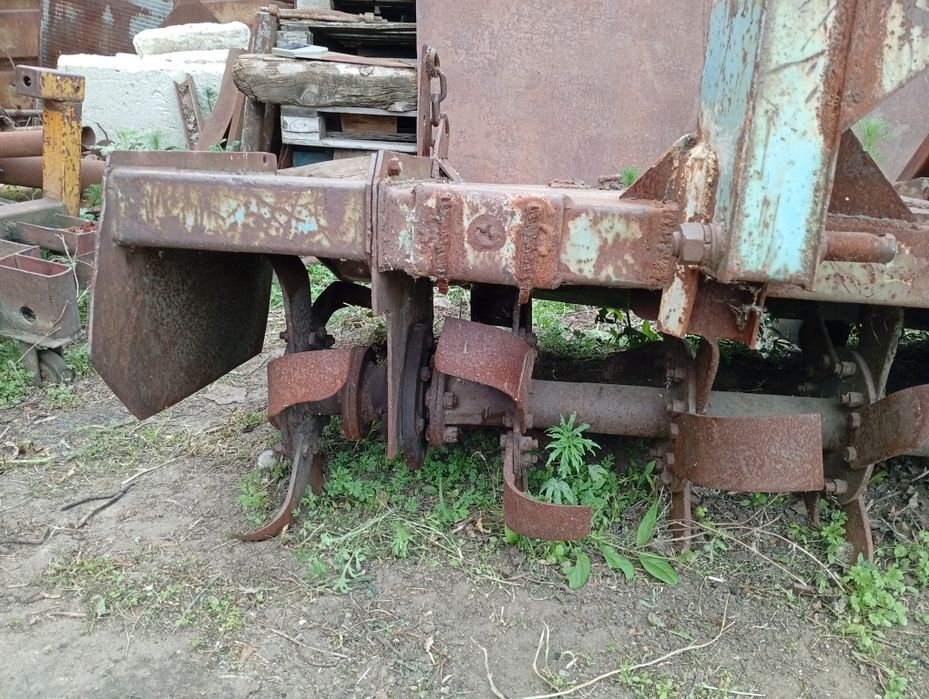 П о ч в о ф р е з а