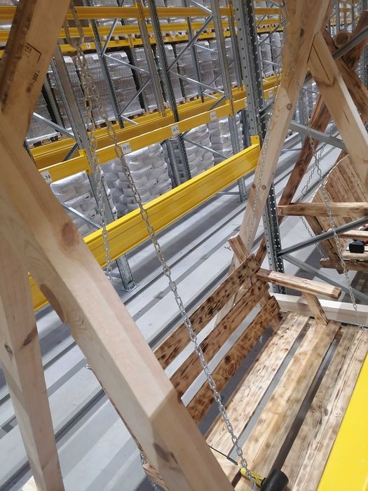 Дьрвени люлка за двор, нова