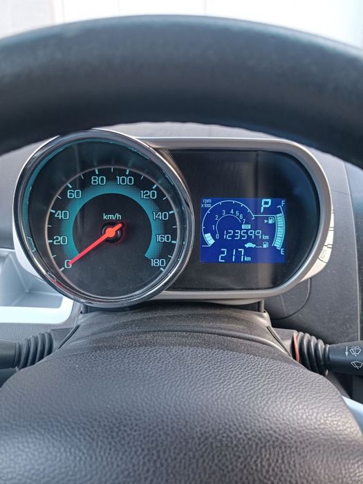 Продаётся Спарк. Spark avtomobili sotiladi.