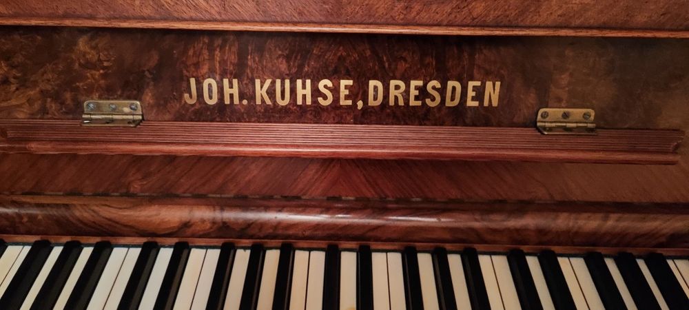 Пияно  Joh Kuhse Dresden