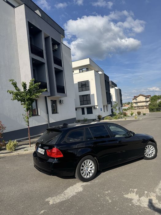 Vând bmw seria 3 e91 facelift