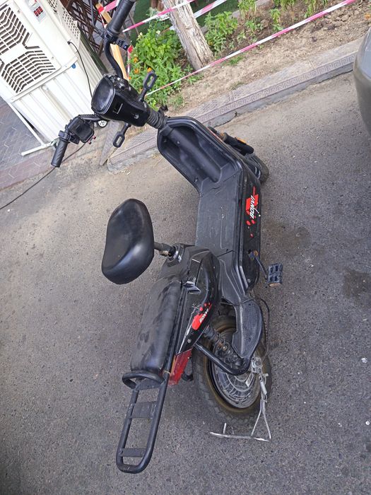 Bonvi skuter 2210