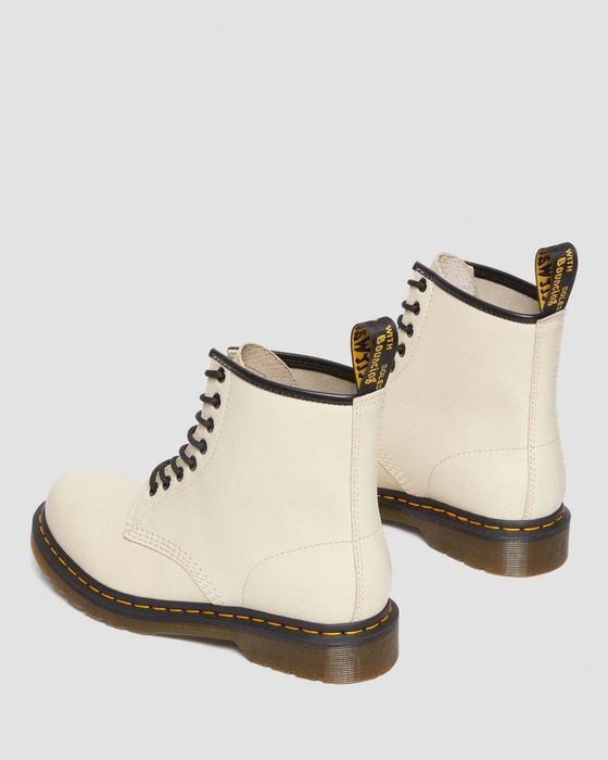 Ghete piele Dr Martens Airwair 1460 smooth leather alb bej
