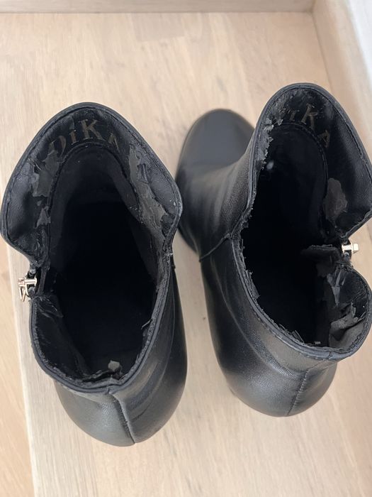 Botine Dika marimea 40