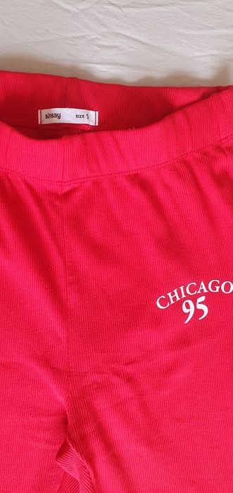 Pantaloni trening evazați