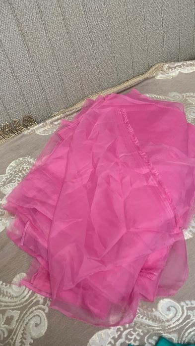 Отрезы  материи из гобелена