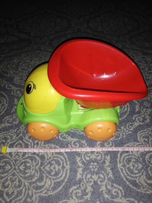 Игрушки (машинки)