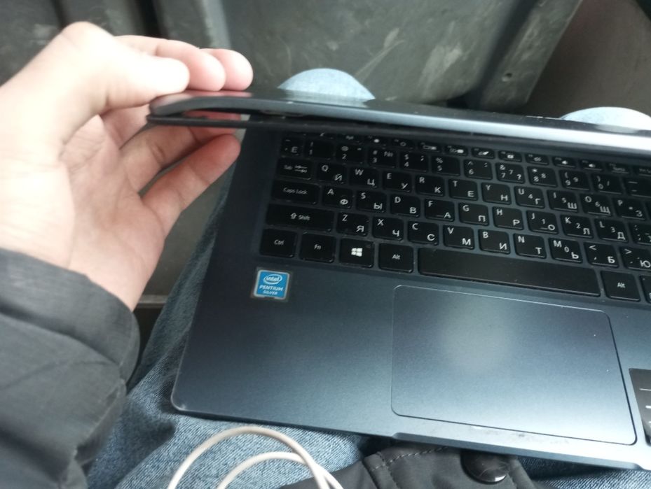 Ноутбук Acer продается