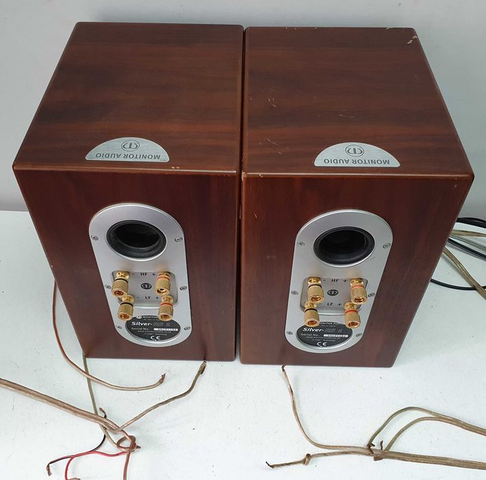 Monitor Audio Silver RS 1 boxe de raft pe 2 cai Hi End Bi Wired