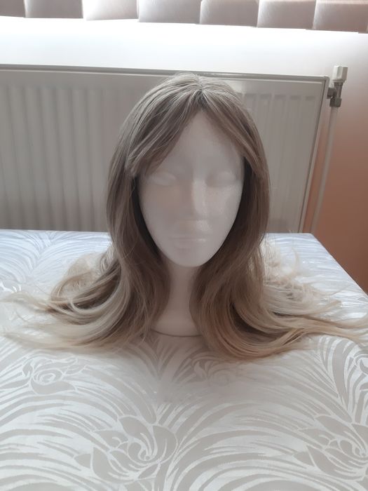 Peruci 150 de lei bucata