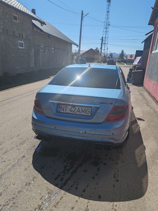 Vând Mercedes-Benz c250