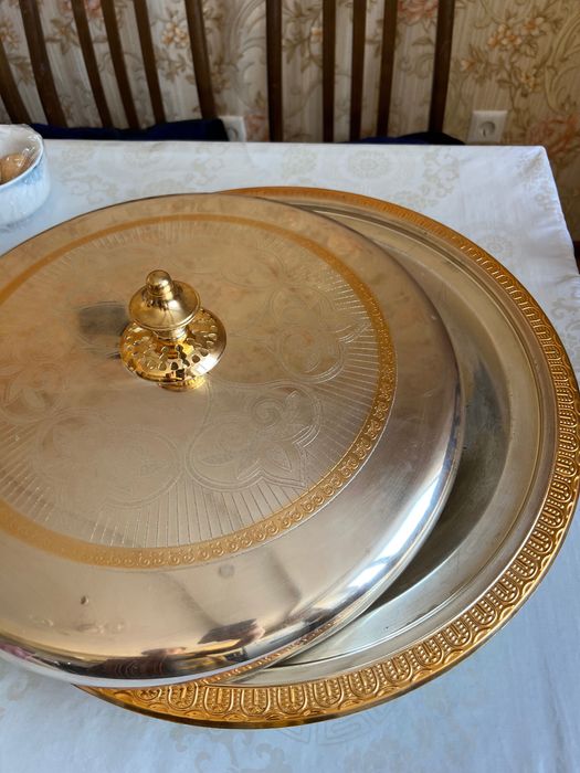 Продам табак, поднос