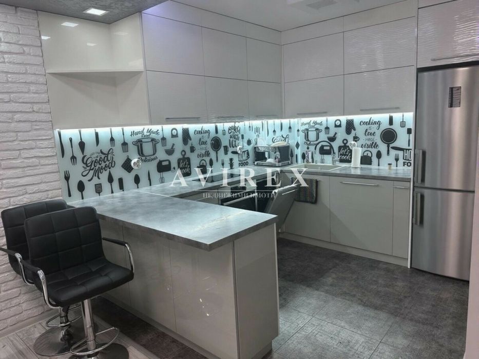 Дава се под наем Двустаен апартамент в Пловдив, Тракия - 65 кв.м за 408 € - Снимка #2