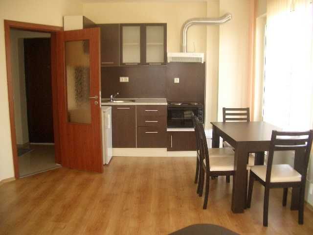 Двустаен обзаведен в кв.ВИНИЦА