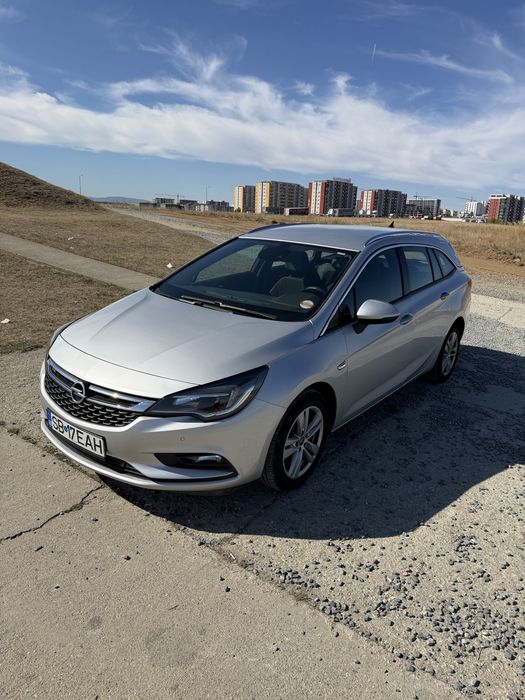 Opel Astra SportsTourer