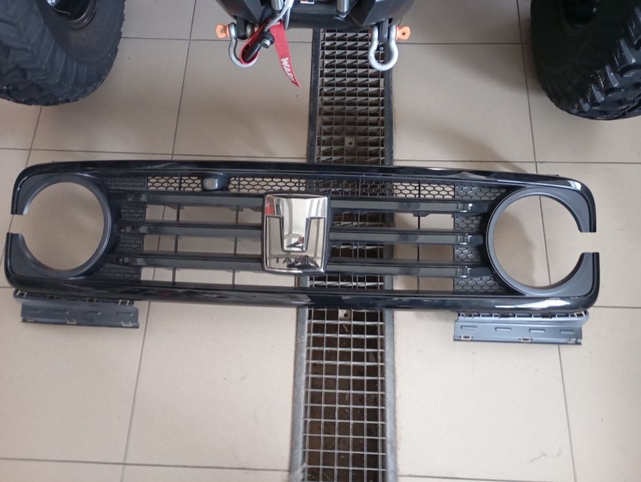 Решётка радиатора Танк 300