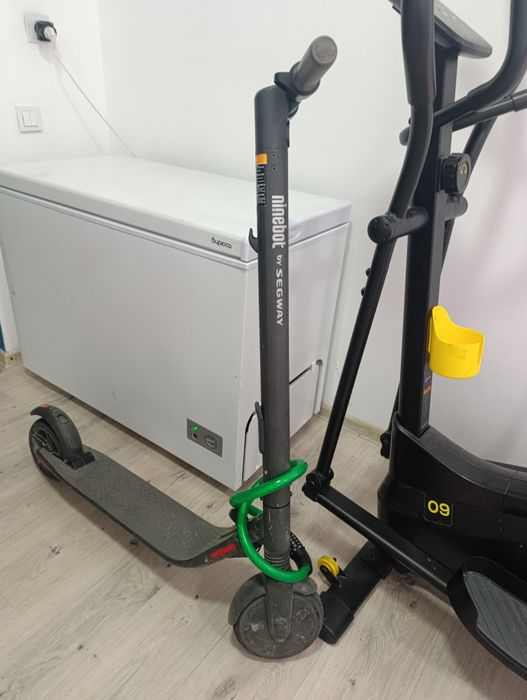 Элктросамокат Ninebot KickScooter ES2.
