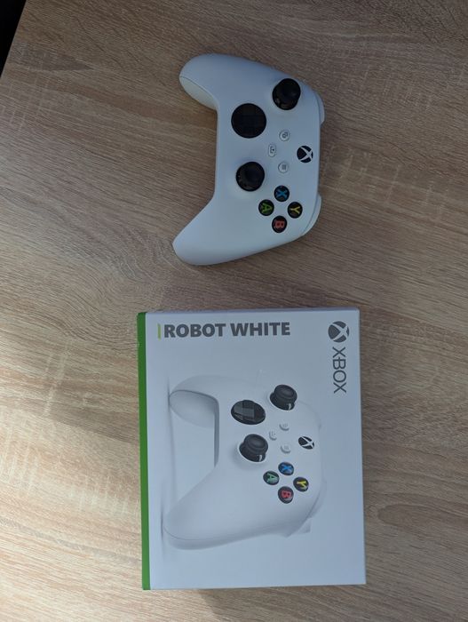 Xbox Wireless Controller Robot White