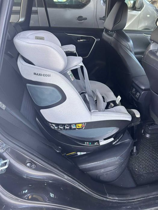 Scaun copil Maxi Cosi Pearl 360 + baza rotativa Isofix