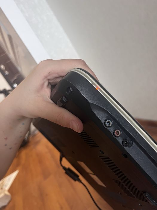 Продаю Acer ноутбук
