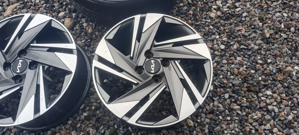 R16 Hyundai Kai 4x100