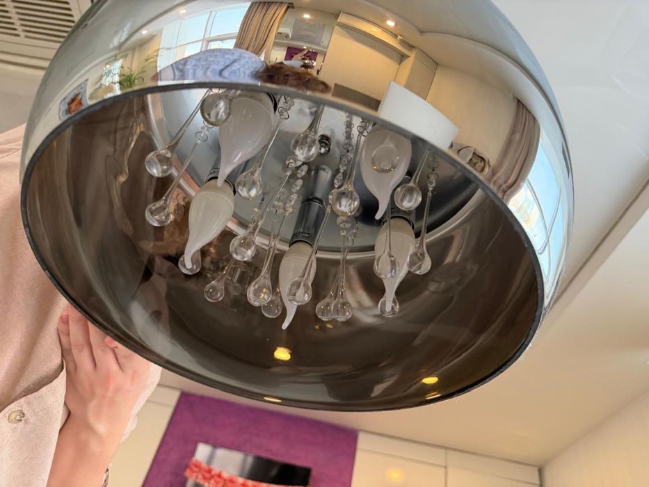 Люстра в идеальном состоянии