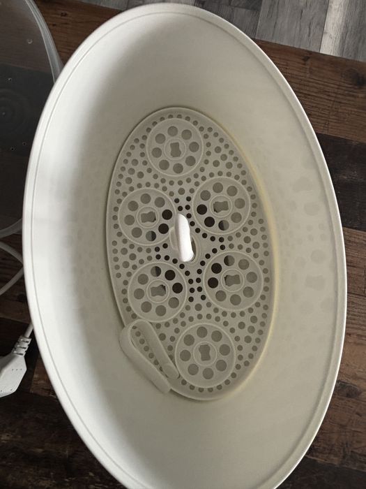 Електрически парен стерилизатор Tommee Tippee