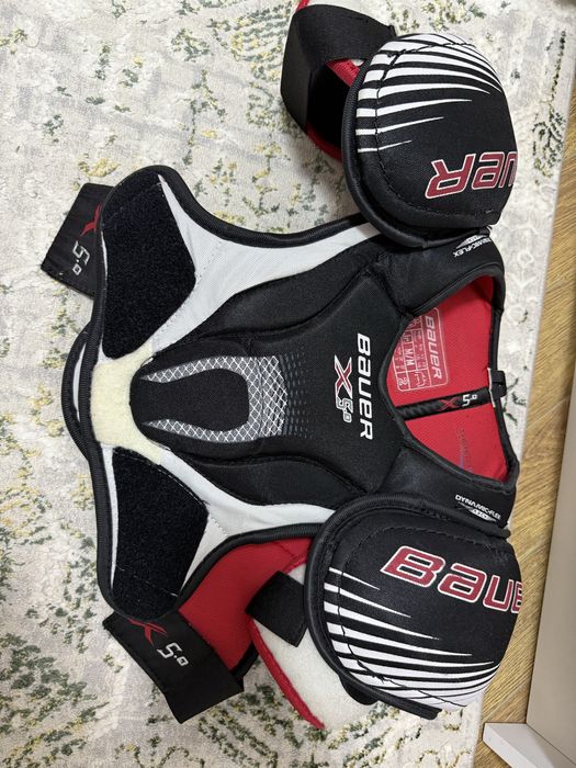 Нагрудник хоккей