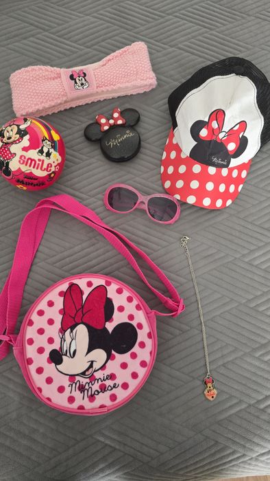 Set Minnie pentru fetițe/ Set Minnie pluș și pătură