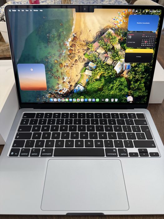MacBook Air 13.6" 16GB RAM M4 256GB 2025