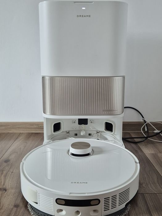 [GARANTIE 1 AN] Aspirator robot Dreame L40 Ultra 11000Pa Statie All-in-One Spalare Mop 65C MopExtend SideReach Brat mobil