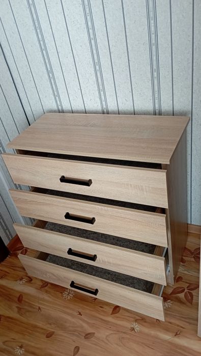 Продаётся комод для спальни.