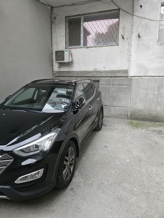 Hyundai  Santa Fe 7 местен