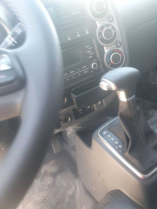 KIA Bongo III ...