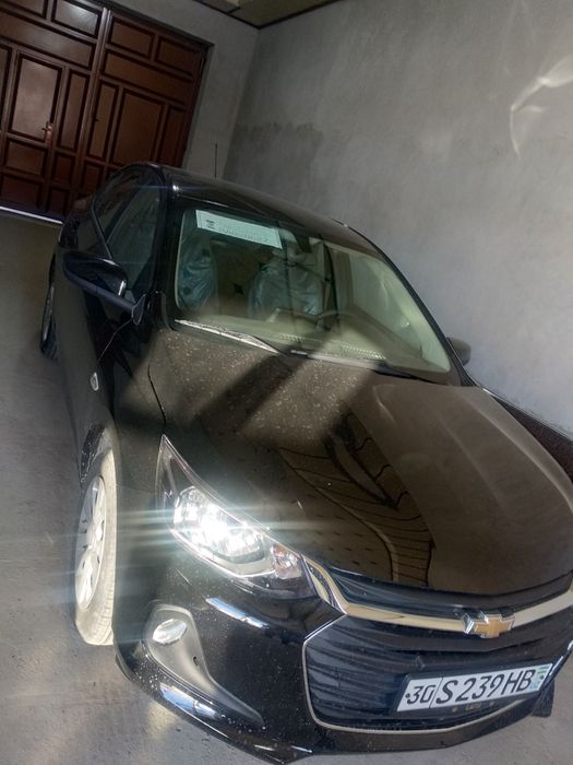 2023yil.Noyabr chiqdi salondan