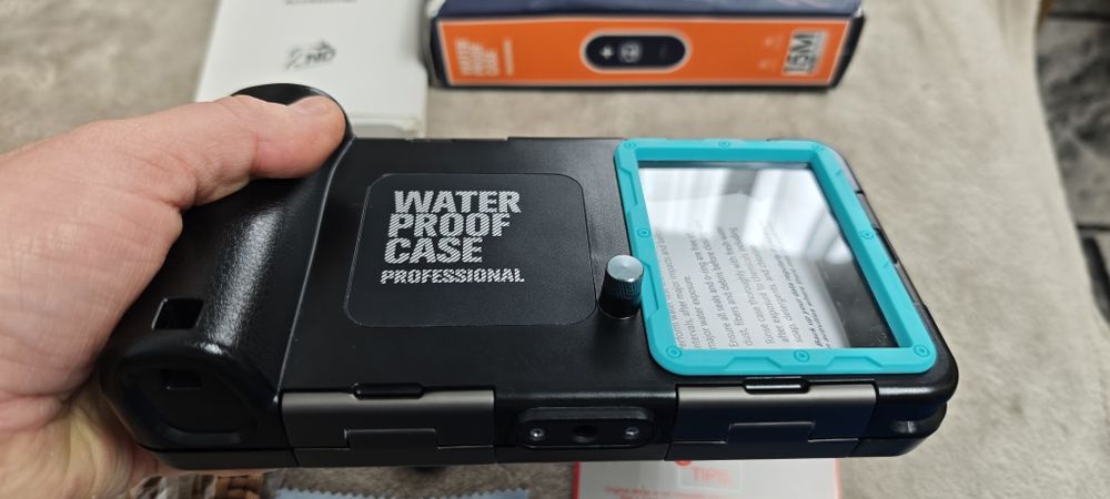 Carcasa telefon subacvatica