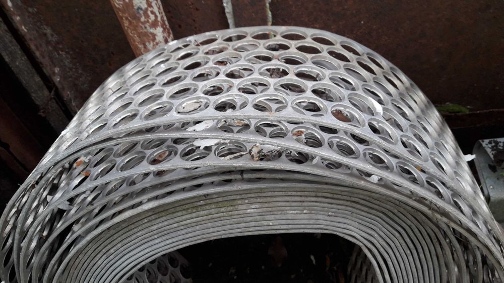 Алуминиеви решетки и релси