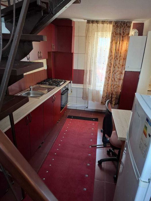 Închiriere apartament la casa in Sânnicoară