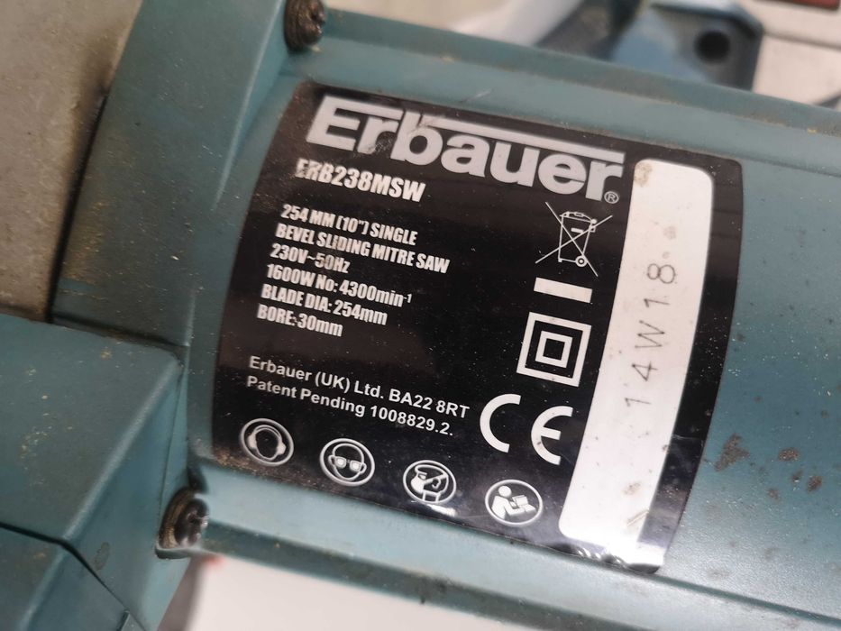 Циркуляр пендула - Erbauer 1600W / 254mm