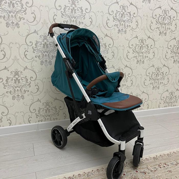 Детская коляска.