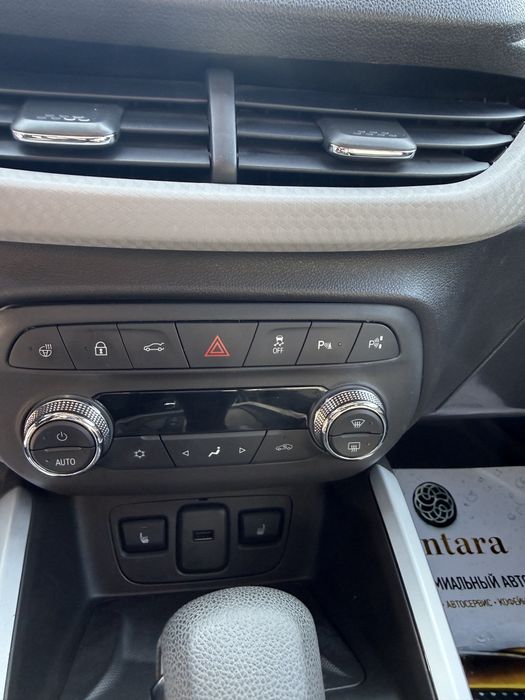 Продаю свою Машину марки Оникс