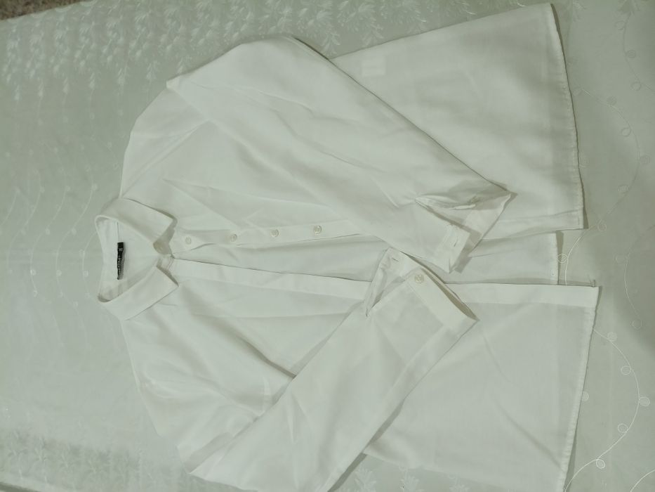 Продам рубашку для девочек