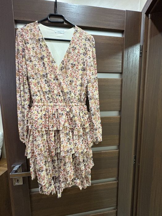 Рокли LBD;  stradivarius; terranova