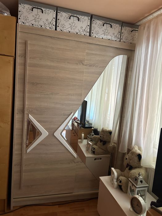 Vând canapea+fotolii Staer