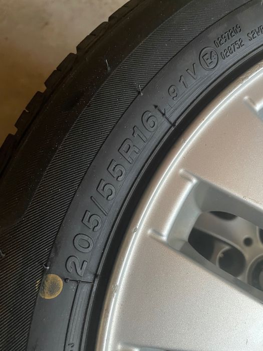 Genți BNW 205/55R16