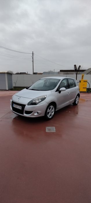 Renault scenic 3 motorina 1,5 cu 110 cp