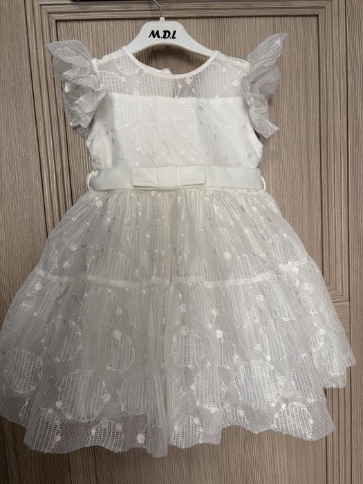 Платье белой снежинки на 4 г