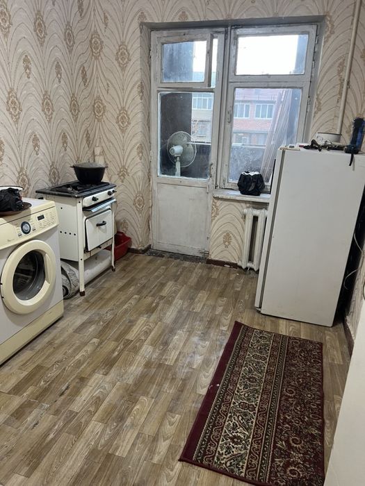 Продается однокомная квартира на метро Новза Хамза