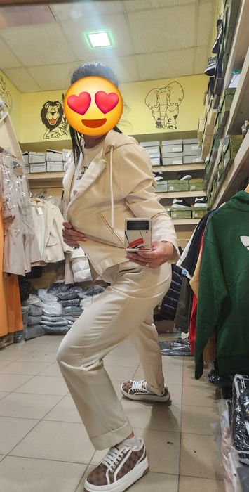 Дамски спортно елегантен комплект на LOUIS VUITTON